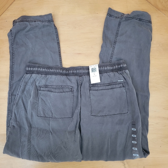 Calvin Klein pull on, drawstring pants - Picture 2 of 7